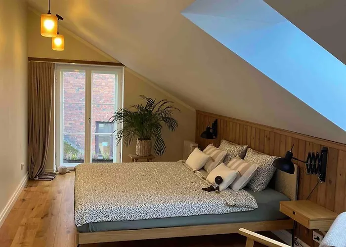 Apartment Entire In The Centre Of