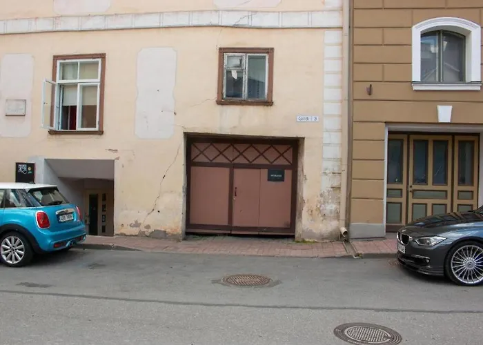 Apartment Entire In The Centre Of *